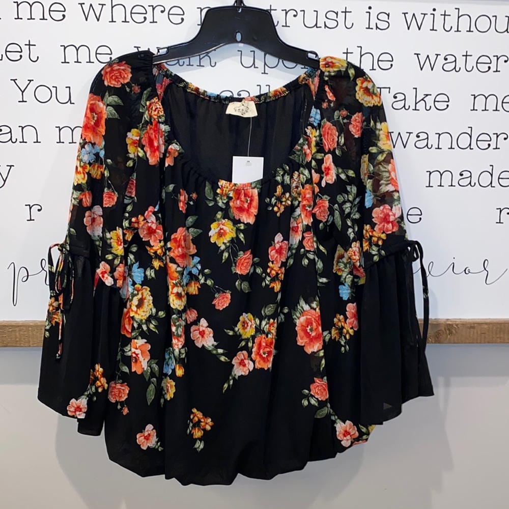 NWT floral top